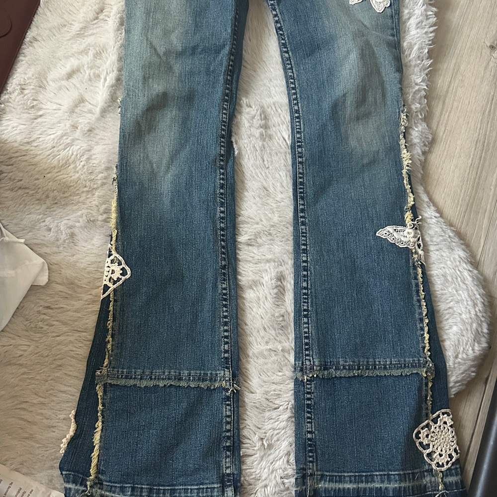 Allen B. By Allen Schwartz Blue Lace-Appliqué Flare Jeans - Picture 3 of 8